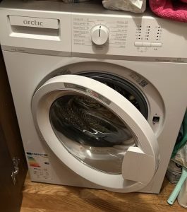 Masina de spalat rufe Slim Arctic APL61014XLW0